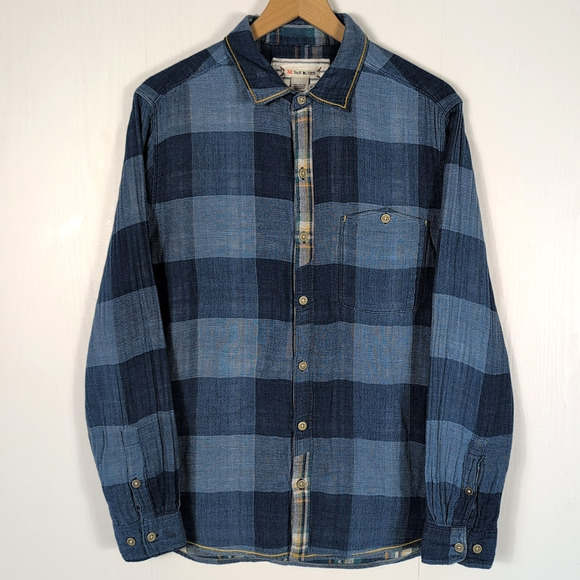 32 Bar Blues Flannel Shirt Men’s M Blue Plaid Button Up Casual Long Sleeve - Picture 1 of 12